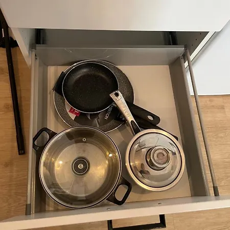 Wypoczynek Nowoczesna Malta Parking Goldair * פוזנן