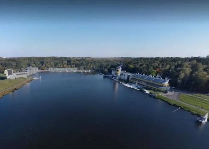 Wypoczynek Nowoczesna Malta Parking Goldair * 포즈난